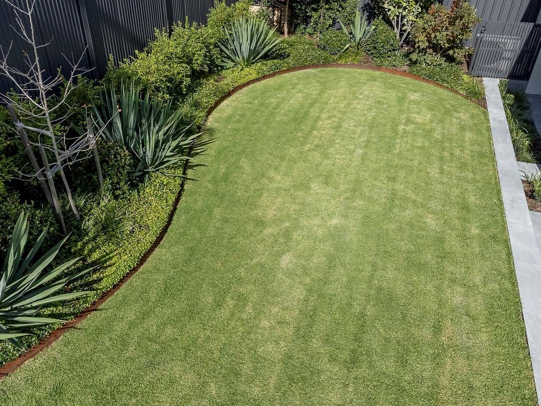 raised bed edging spiral