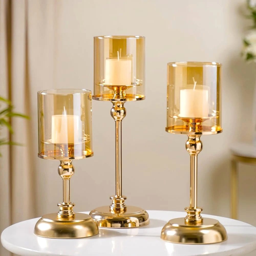 candle holder with leaf accents
