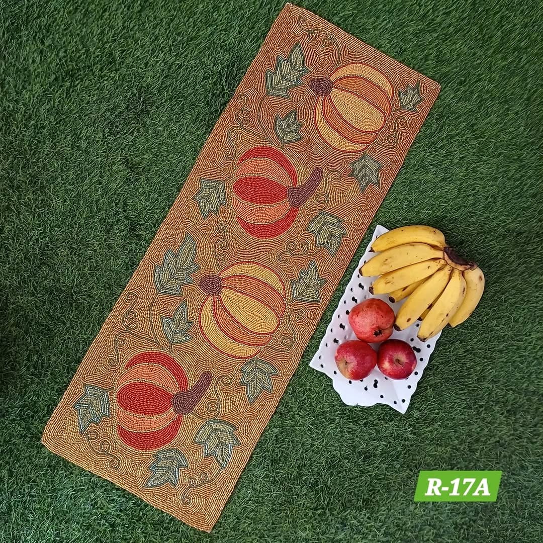 Table runners with leather and studs for plant displays