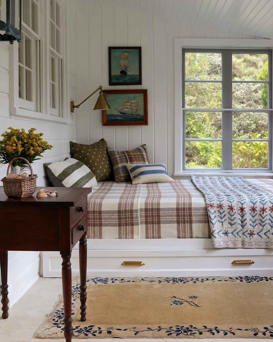 heirloom pot in hallway nook