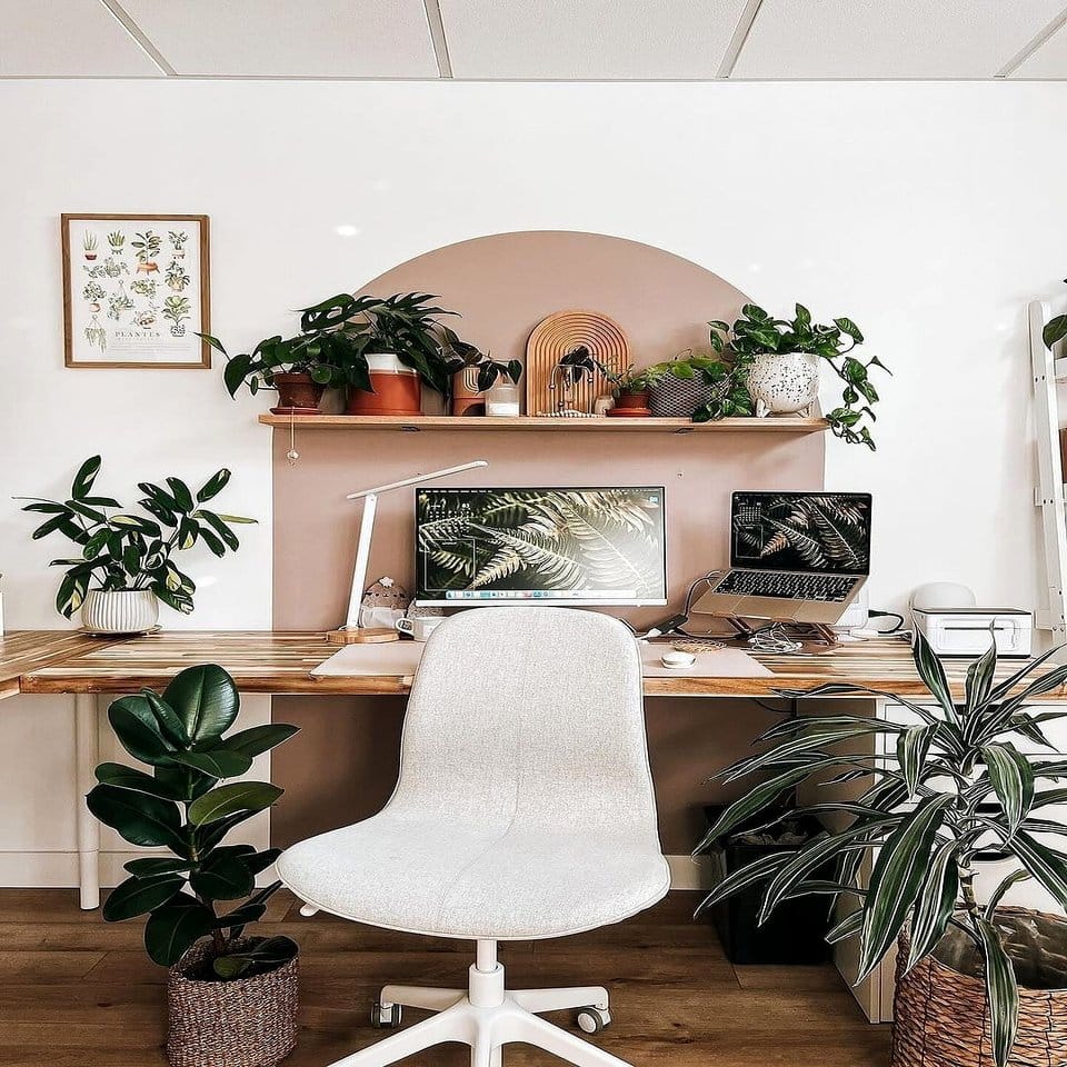 Wall decals with plant and tattoo patterns