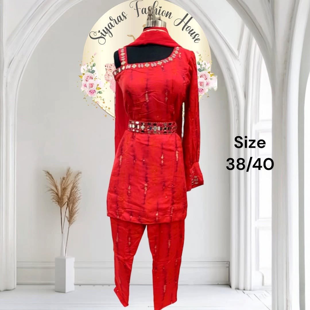 Fashion outfit with Shibori pattern