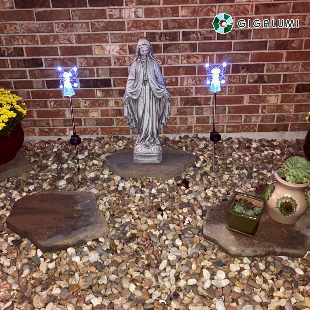pathway lights in a garden