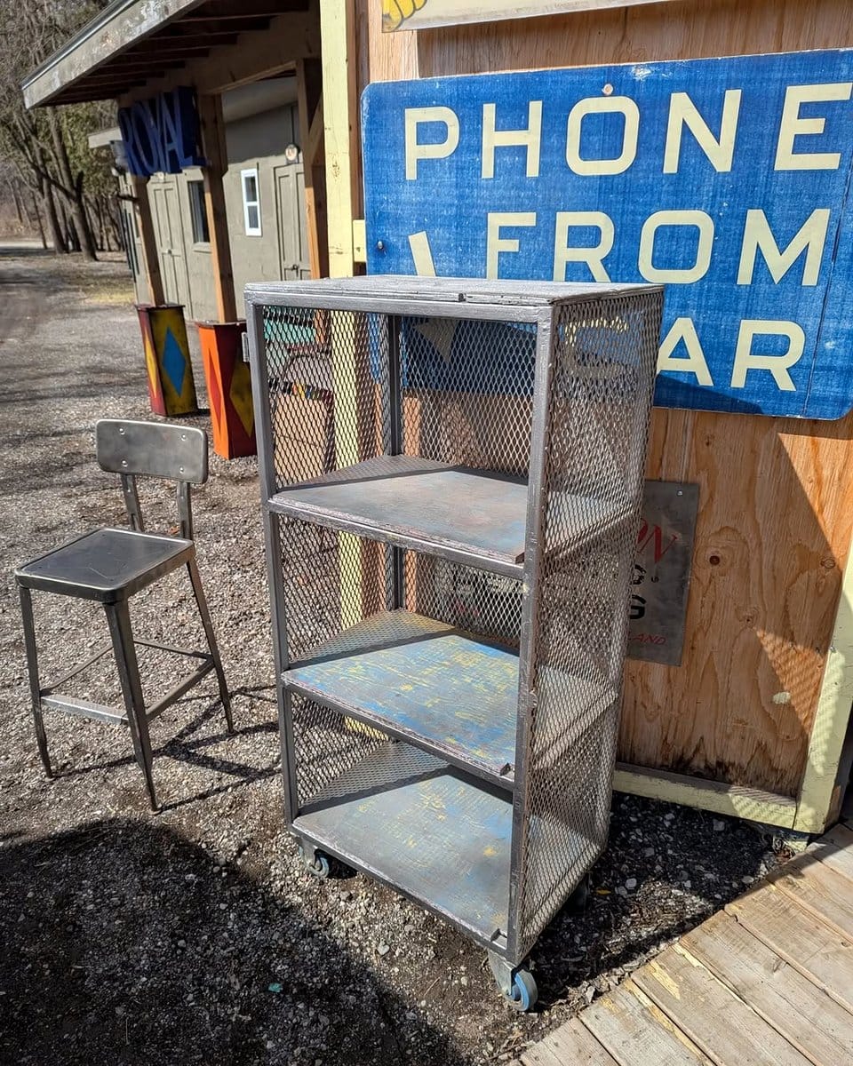 Wood and metal plant shelf with patterned back panel