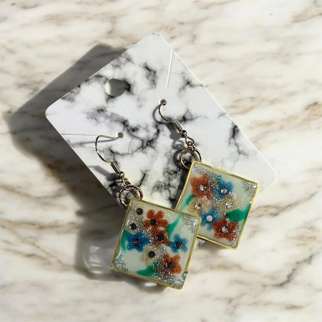 emerald green leaves in resin