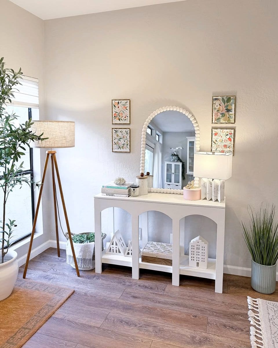 lamp and plant combo on side table