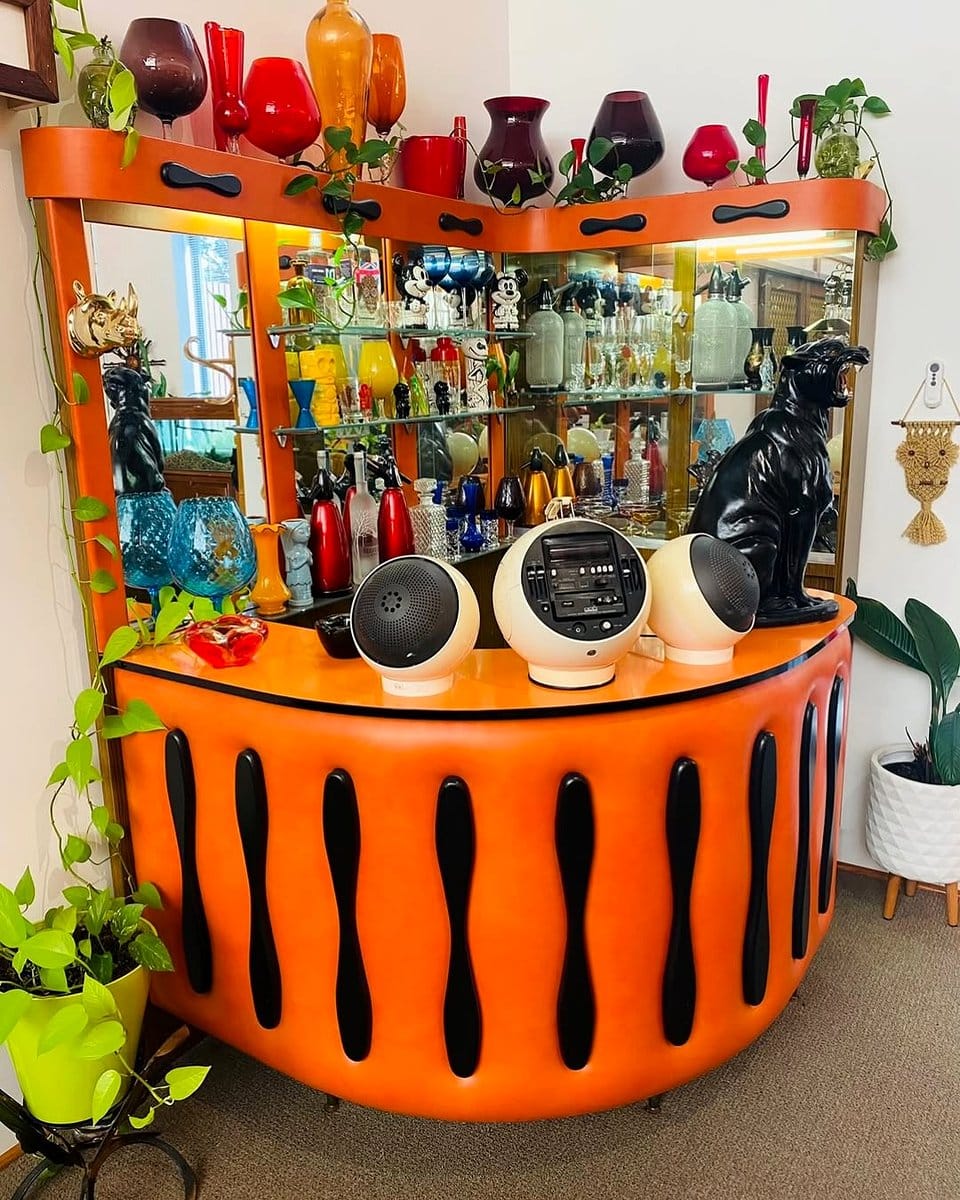 radio mini bar with glasses