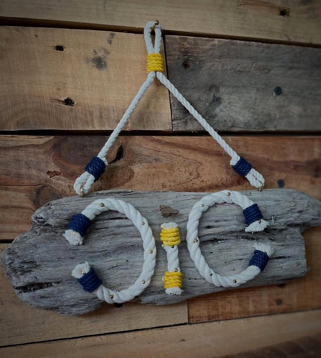 macramé hanger with nautical rope