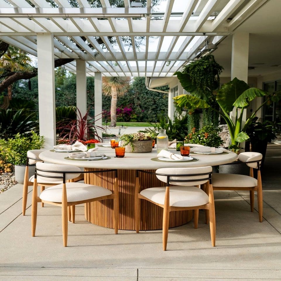 Stylish coffee table with integrated wooden crate plant holder