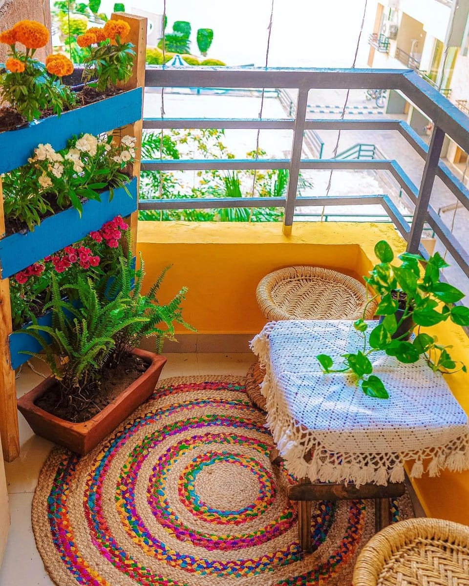 vertical garden on small balcony