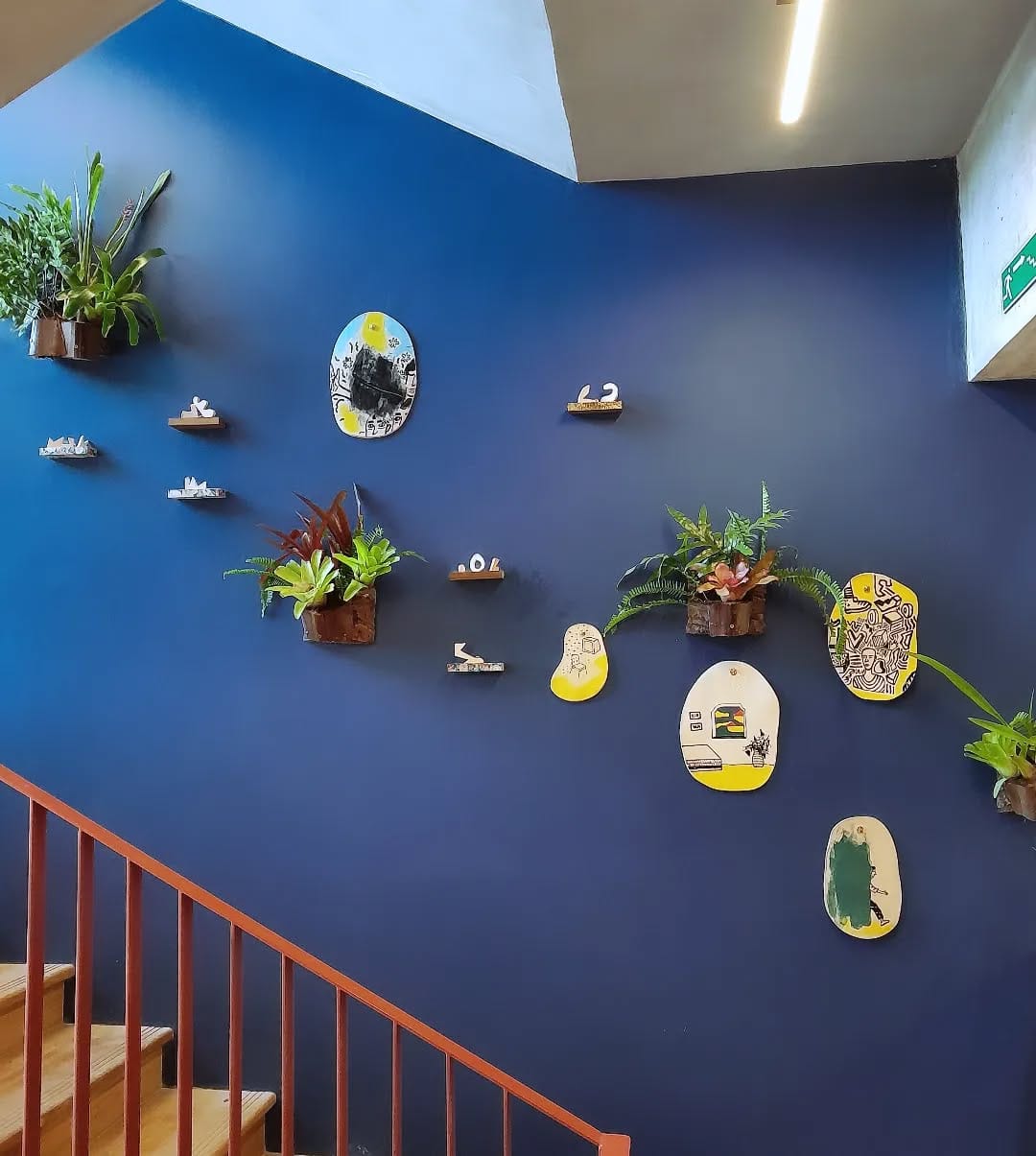 children's room nature corner with woodblock