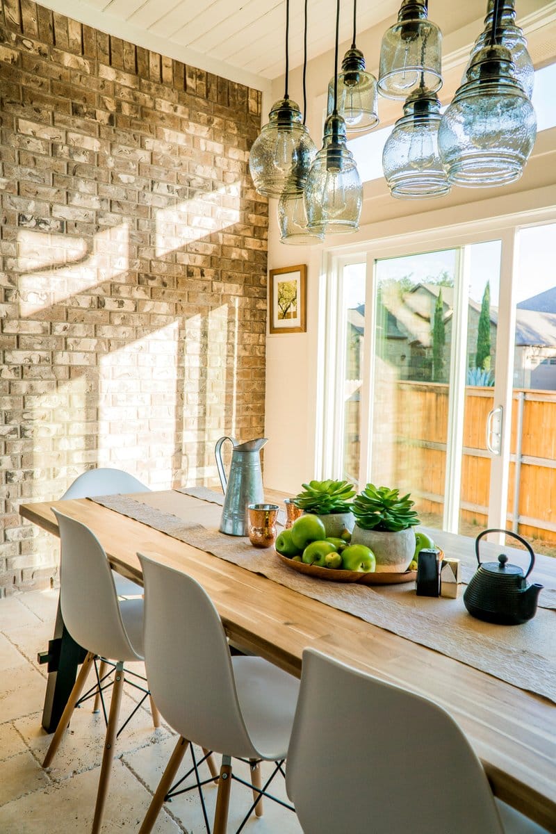 sunroom table with succulents