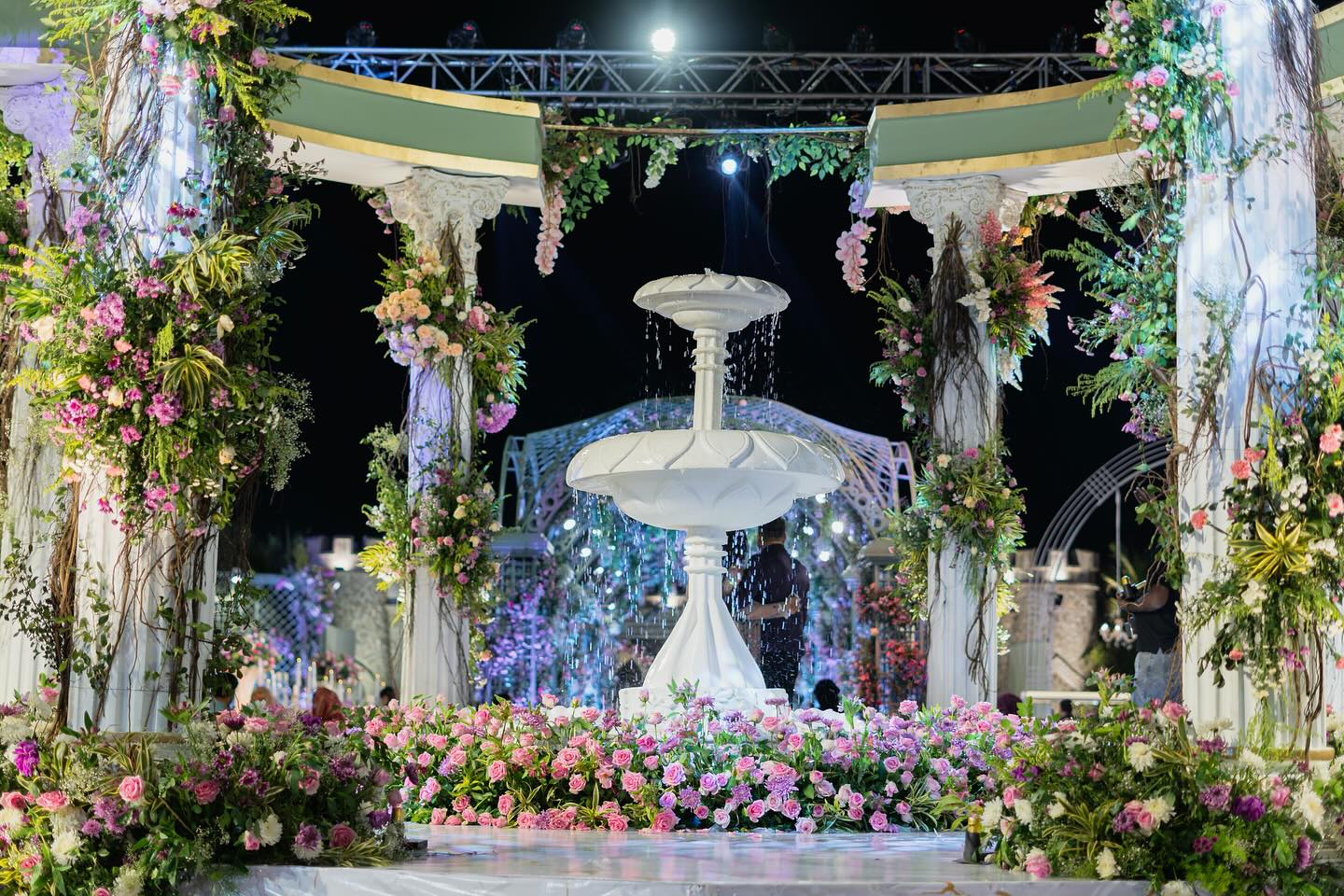 edible flowers in fountain tiers
