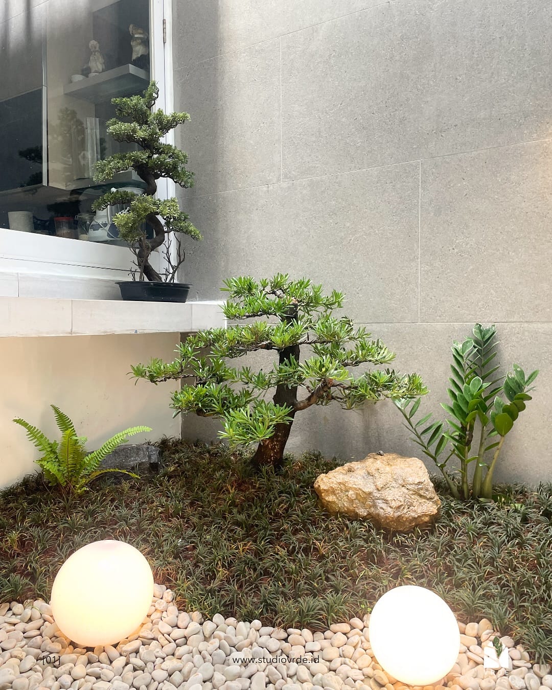 zen garden tapestry with bamboo