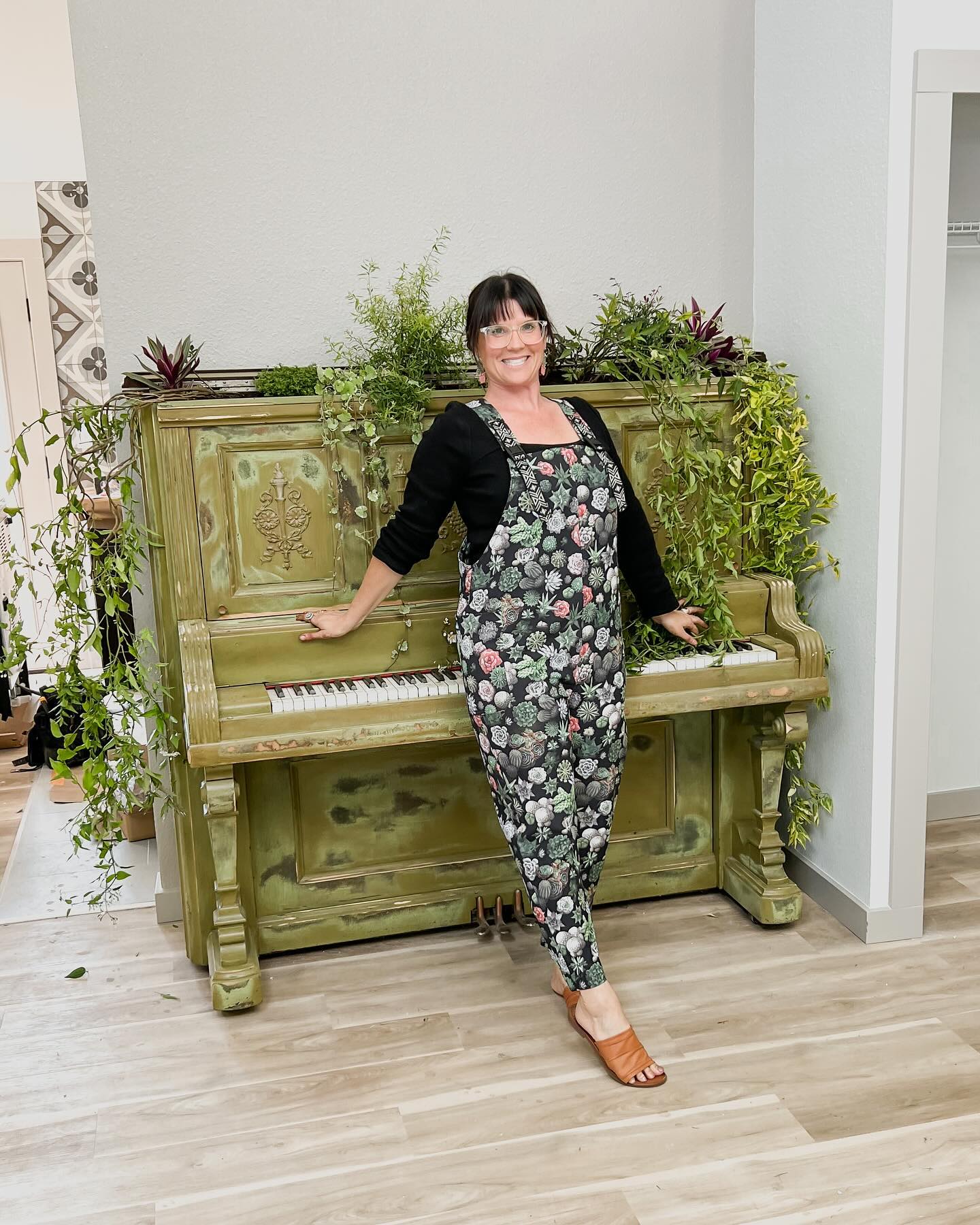 eco-friendly recycled piano planter