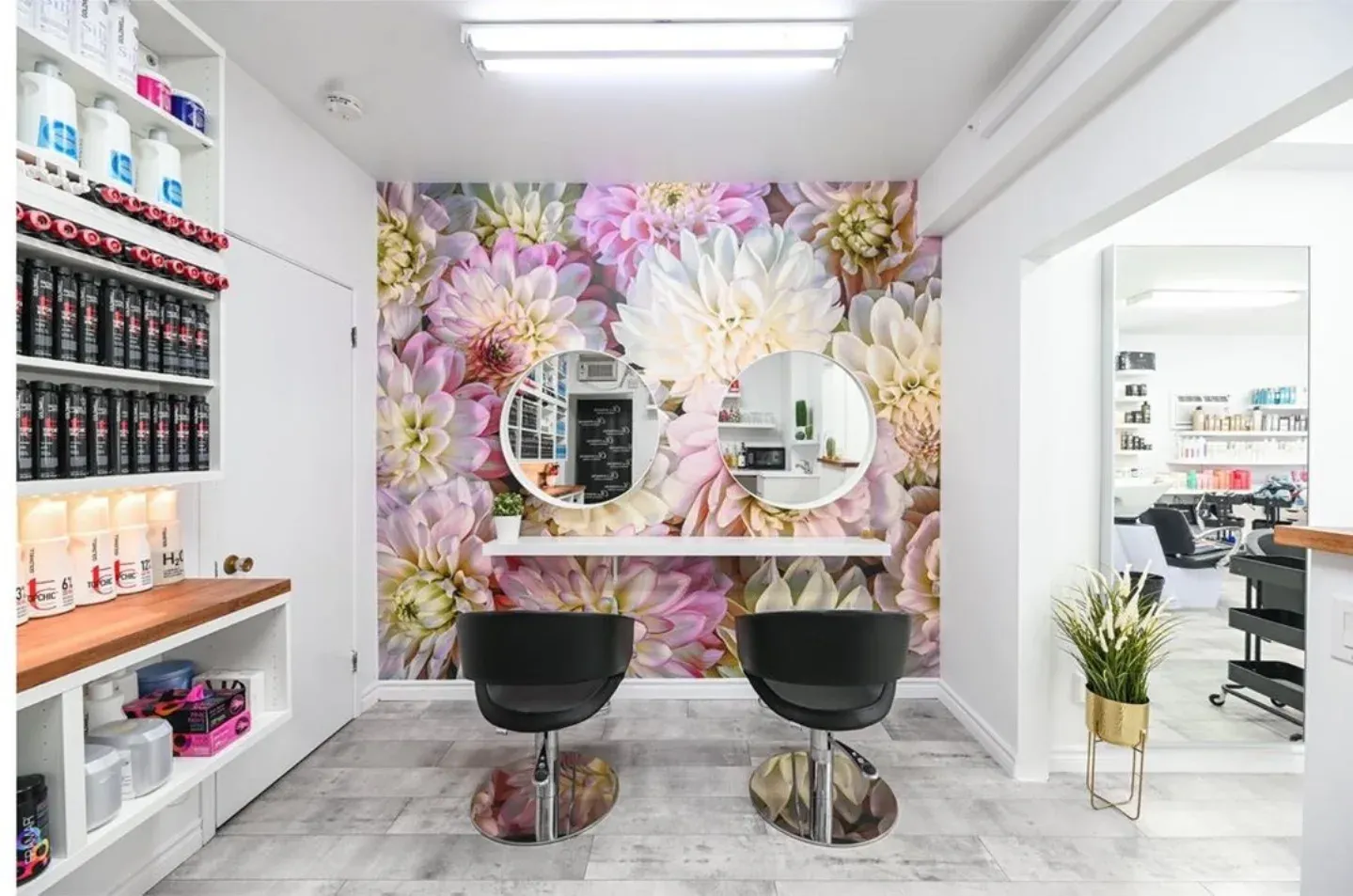 vibrant tropical mural in bedroom